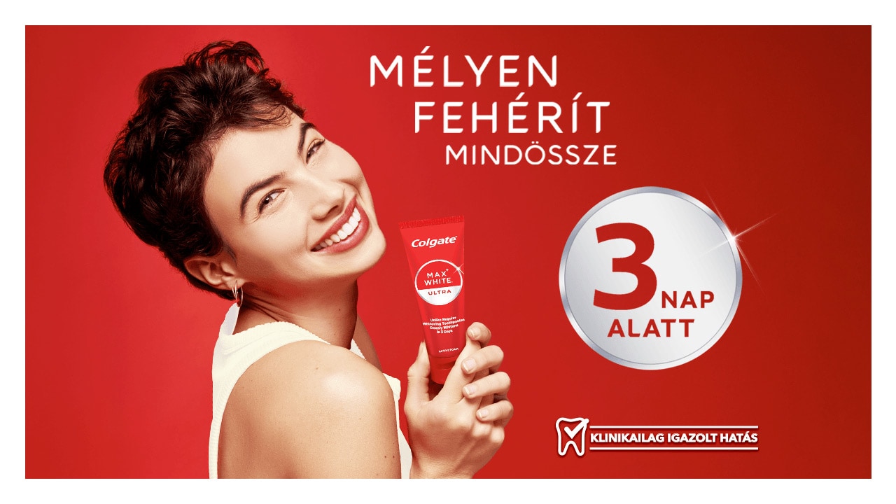 Woman holding Overnight Pen